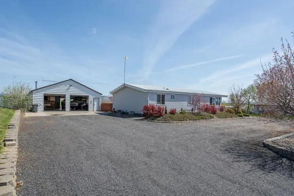 $346,000 | 810 North 1st Street, Garfield, WA 99130