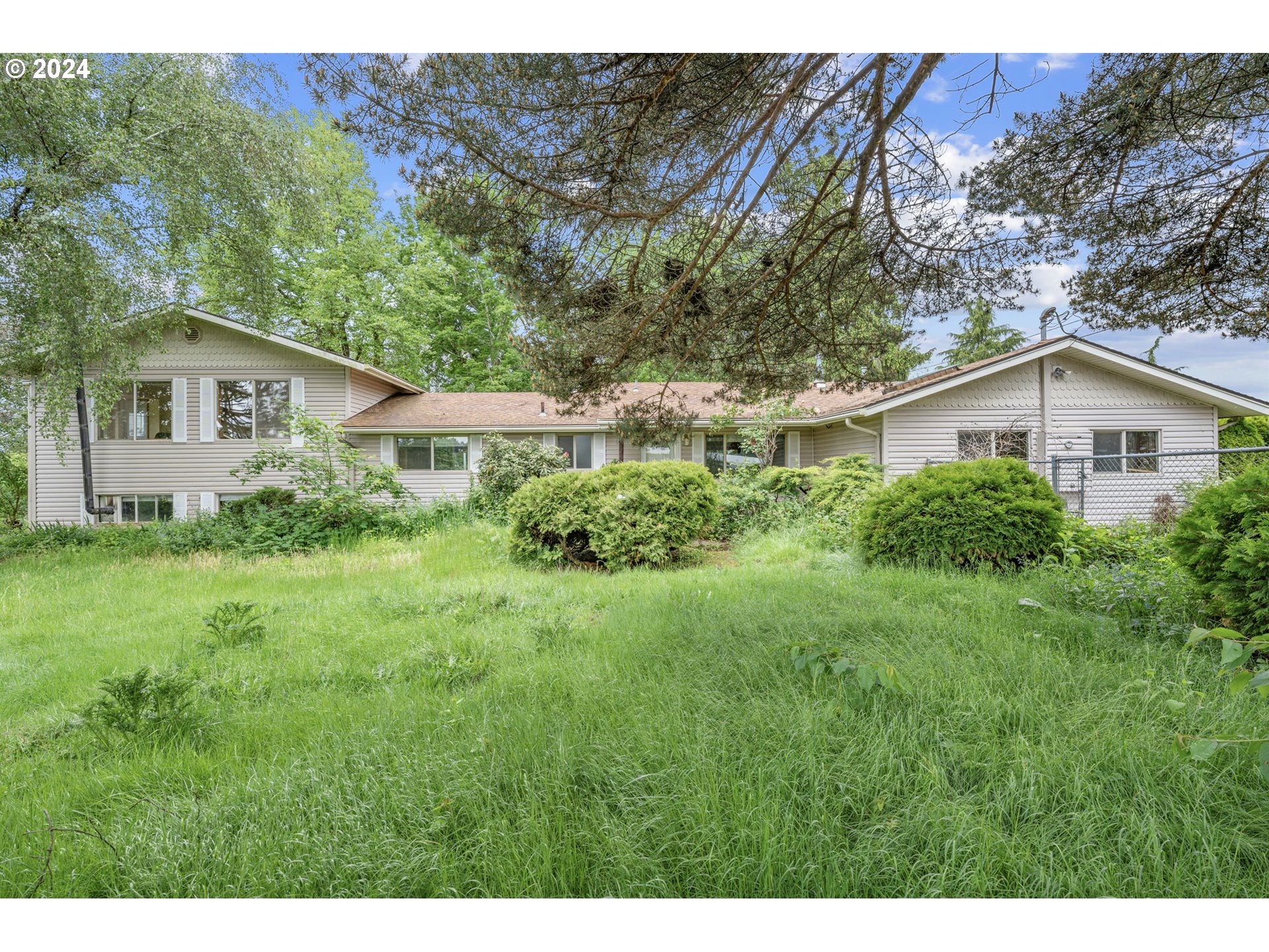 8707 Southeast Cottrell Road Boring, OR 97009 - Photo 1 of 44 a house view with a garden space