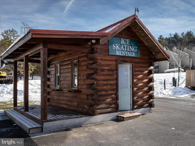 $640,000 | 268 Dogwood Drive, Mount Jackson, VA 22842