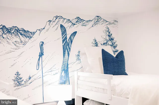 $640,000 | 268 Dogwood Drive, Mount Jackson, VA 22842