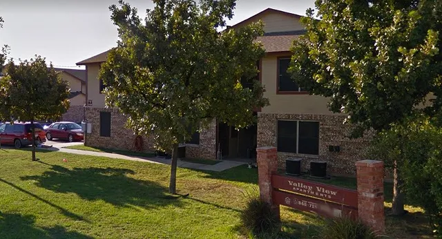 $675 | 513 North Pecan Crk Trail, Valley View, TX 76272