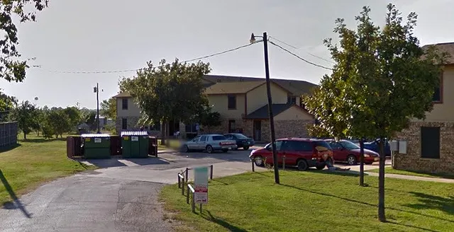 $675 | 513 North Pecan Crk Trail, Valley View, TX 76272