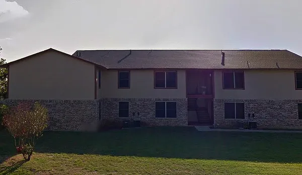 $675 | 513 North Pecan Crk Trail, Valley View, TX 76272
