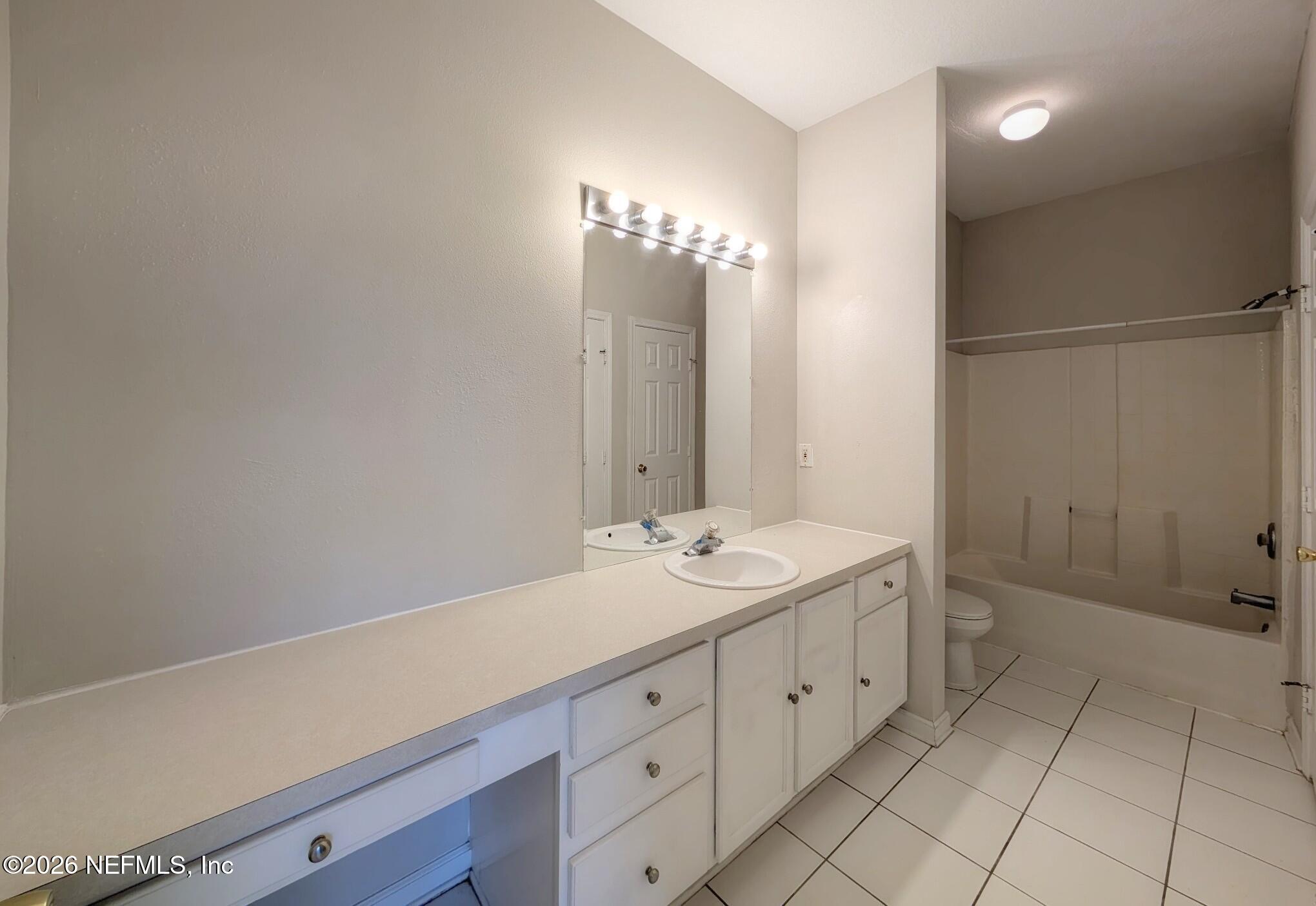 7990 Baymeadows Road East, Unit 210 Jacksonville, FL 32256 - Photo 11 of 12 10 (3)