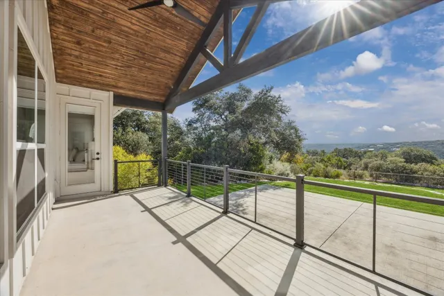 a view of outdoor space