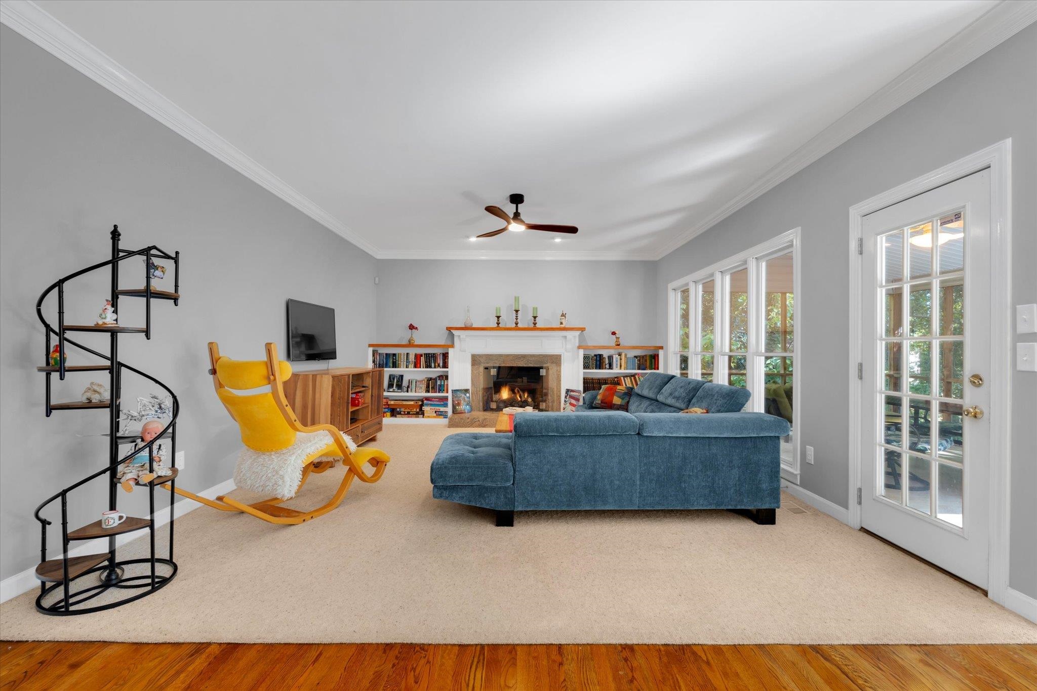 210 Quail Ridge Drive Simpsonville, SC 29680 - Photo 11 of 42 Living Room