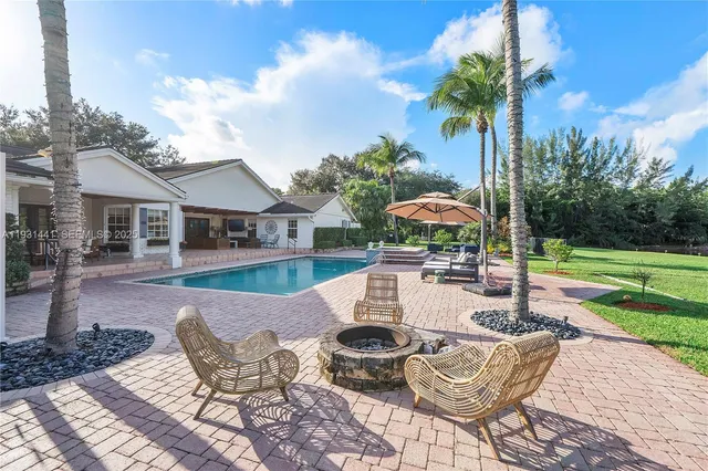 $1,990,000 | 8020 Northwest 47th Drive, Coral Springs, FL 33067