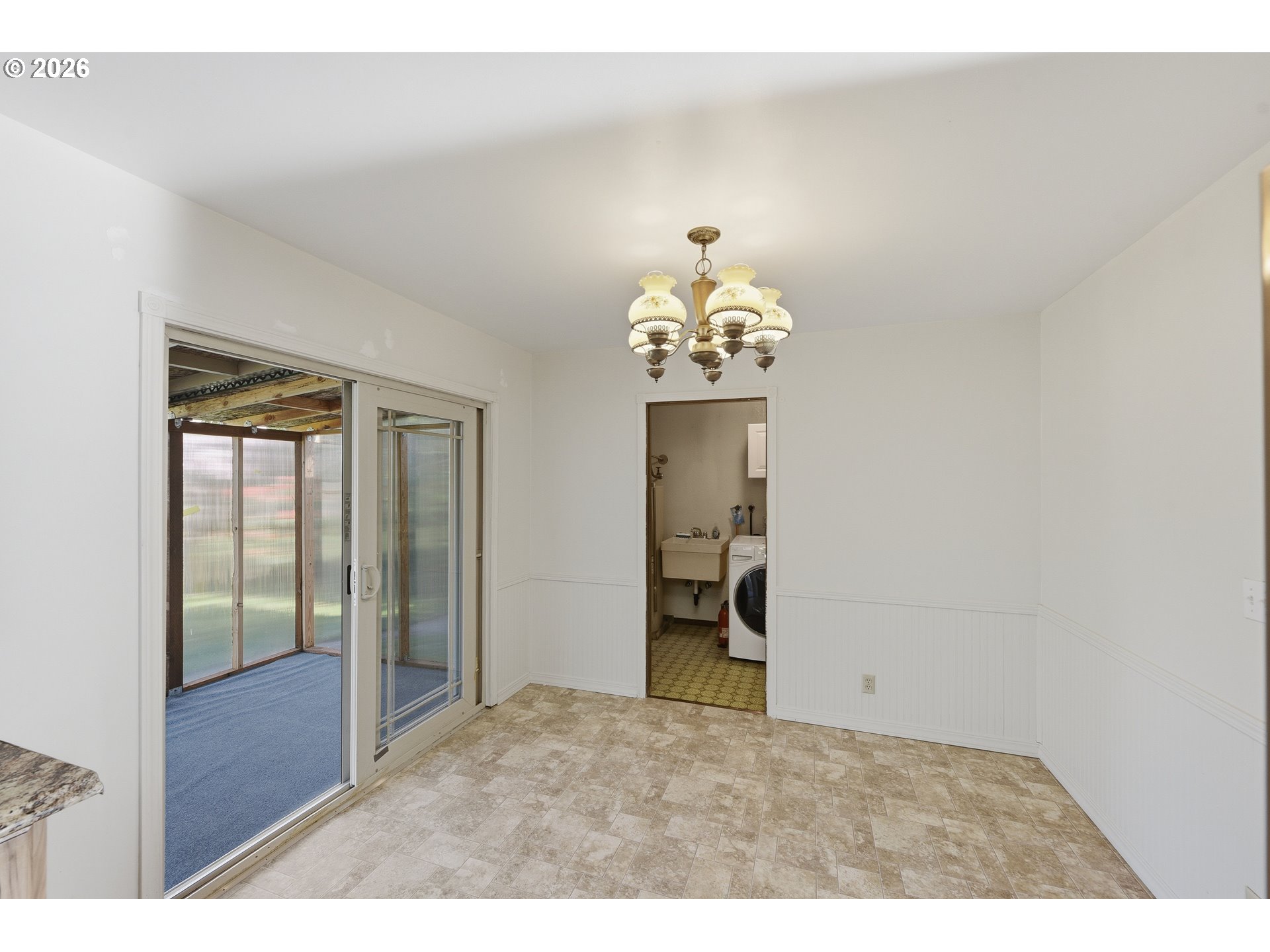 1707 Hayes Street North Bend, OR 97459 - Photo 13 of 42