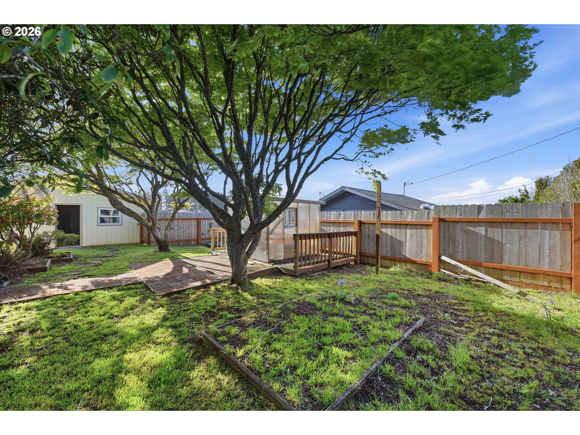 1707 Hayes Street North Bend, OR 97459 - Photo 37 of 42