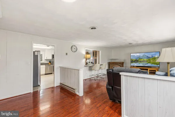$329,000 | 641 Holly Vista Drive, Colonial Beach, VA 22443