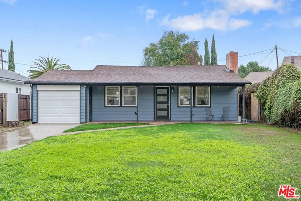 $3,850 | 5656 Donna Avenue, Tarzana, CA 91356