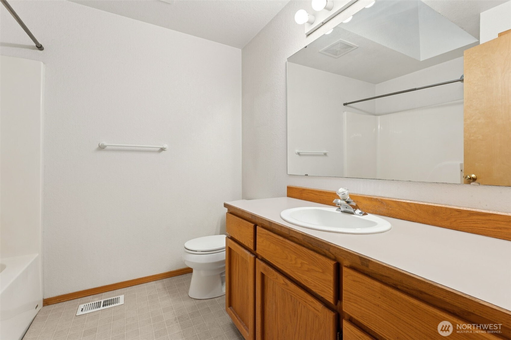 5401 Carpenter Road Southeast Olympia, WA 98513 - Photo 34 of 39