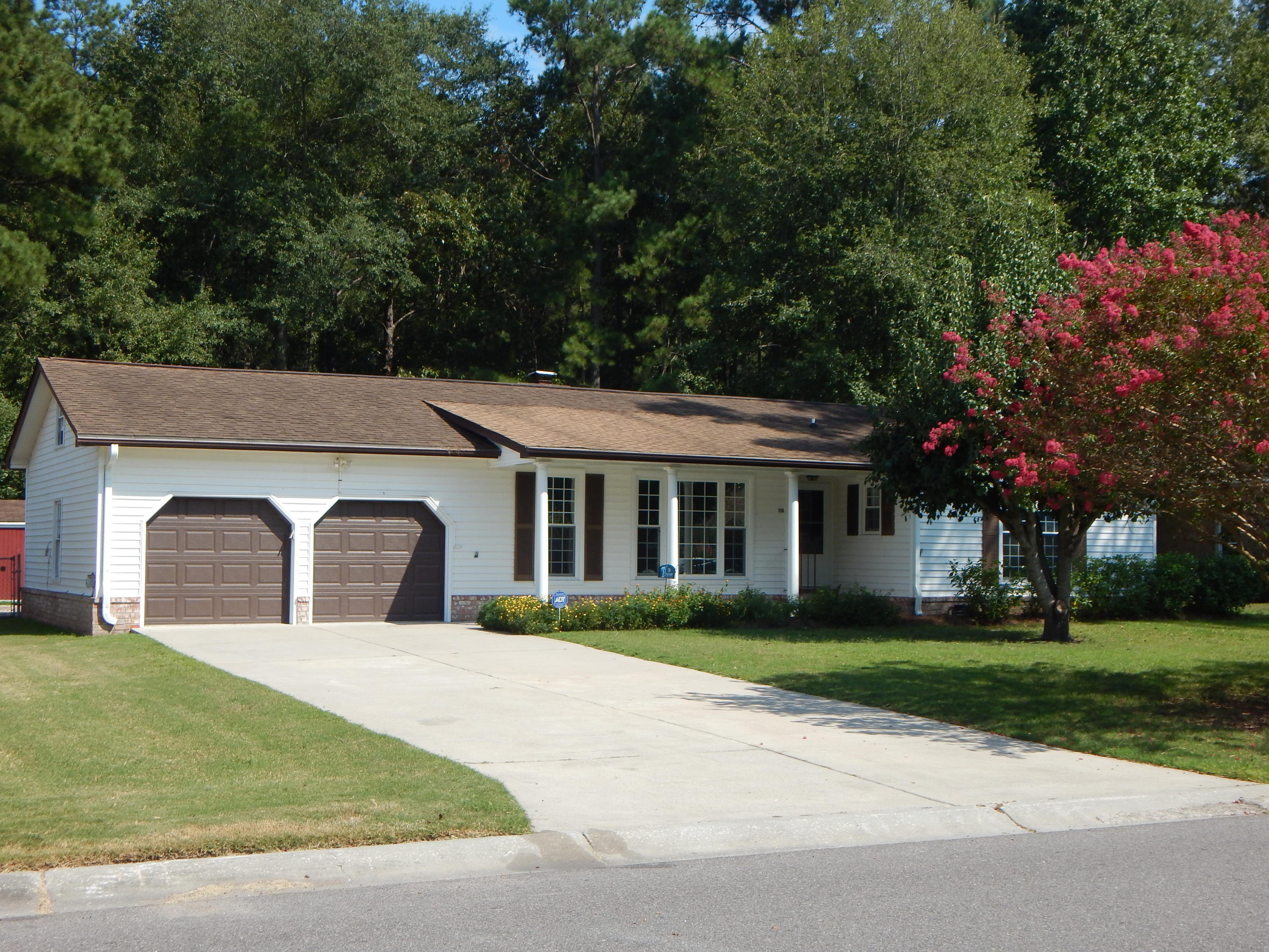118 Sandtrap Road Summerville, SC 29483 - Photo 1 of 22 DSCN0382