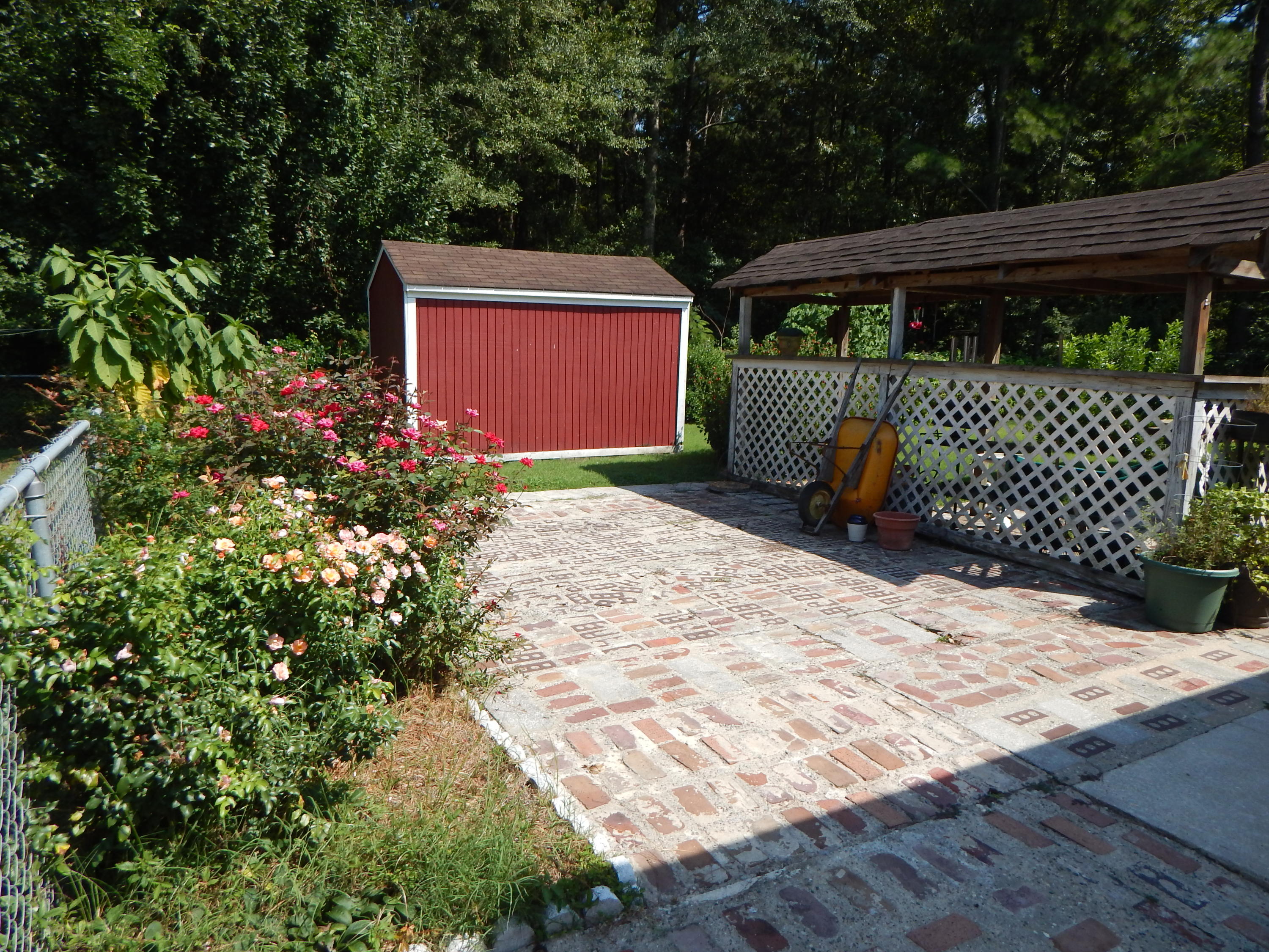 118 Sandtrap Road Summerville, SC 29483 - Photo 5 of 22 DSCN0339