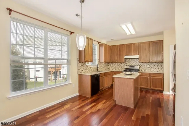 $3,600 | 123 Winding Hill Drive, Hackettstown, NJ 07840