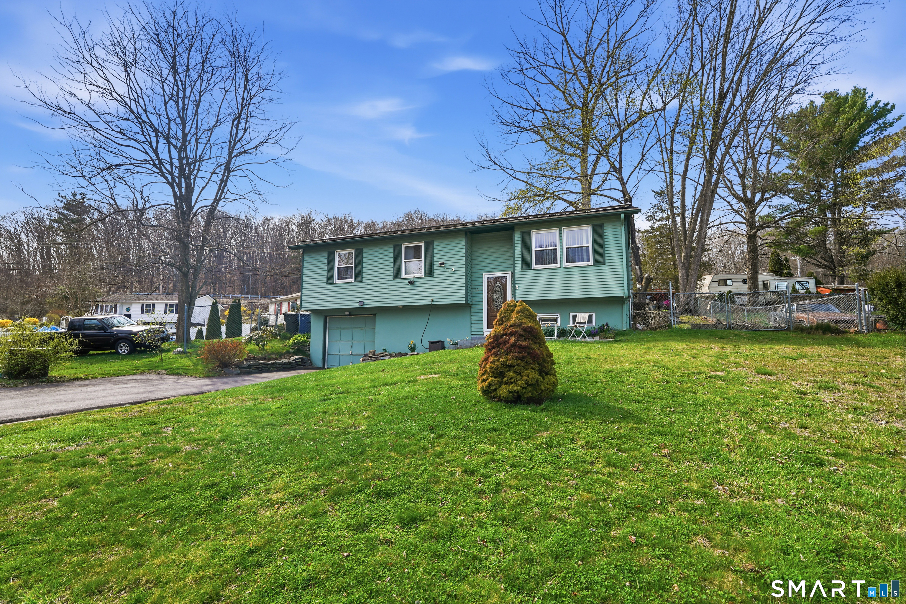 22 Spring View Lane Windham, CT 06226 - Photo 4 of 44