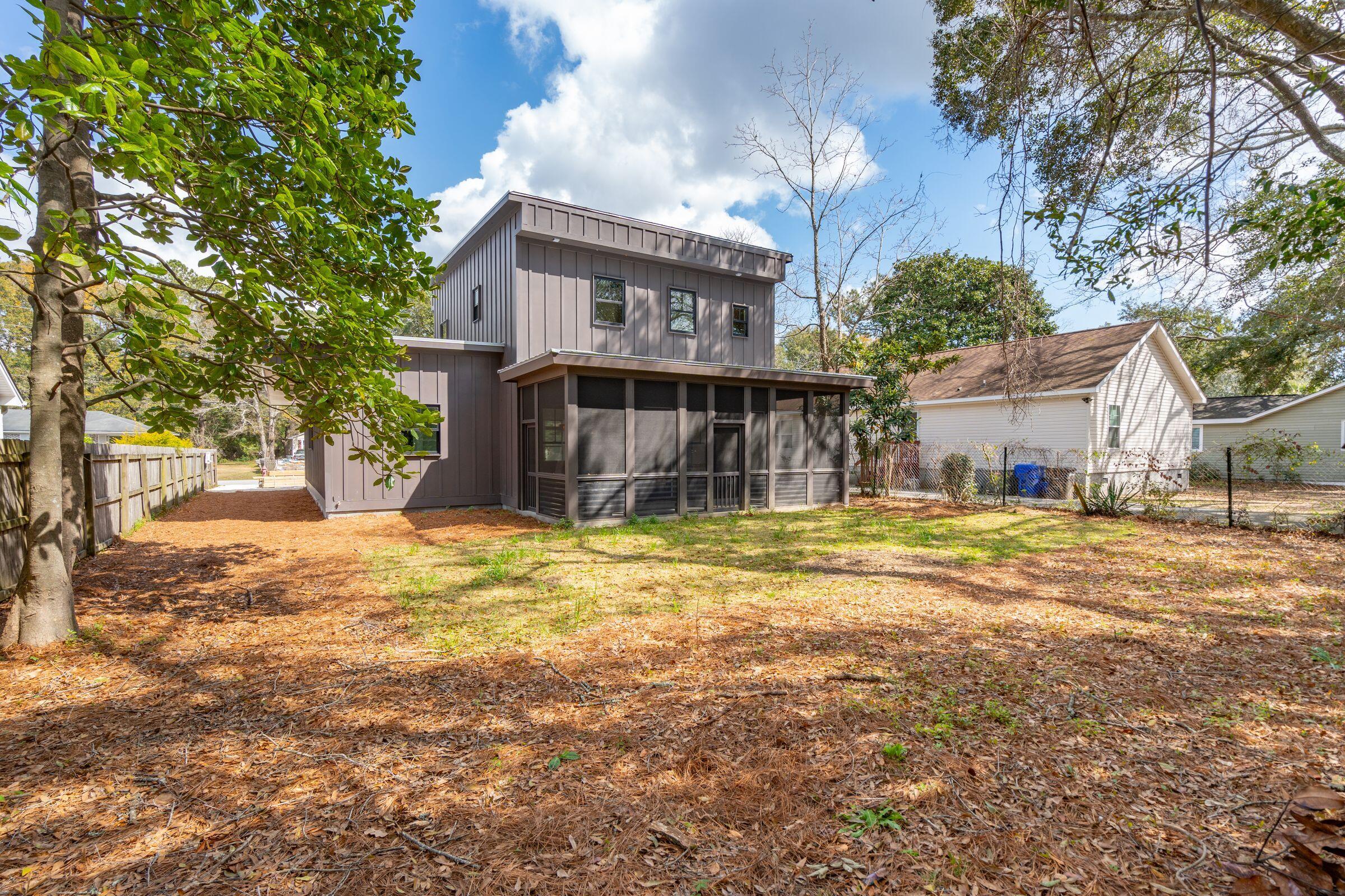 733 Spark Street Mount Pleasant, SC 29464 - Photo 42 of 46 733SparkSt-KeenEyeMarketing-044