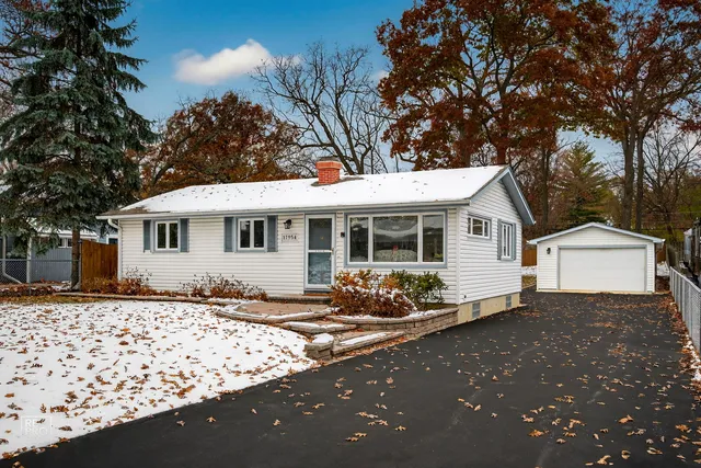 $293,000 | 17954 West Big Oaks Road, Grayslake, IL 60030