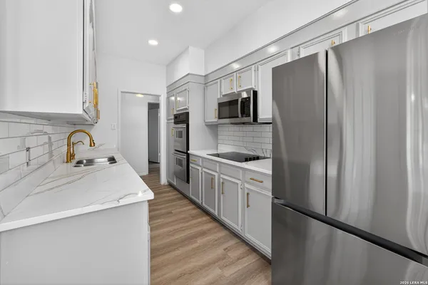 $225,000 | 3678 Hidden Drive, Unit 1401, San Antonio, TX 78217