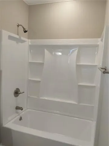 $2,000 | 409 East Prosper Street, Chalmette, LA 70043