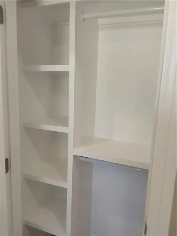 $2,000 | 409 East Prosper Street, Chalmette, LA 70043