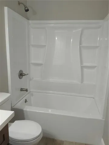 $2,000 | 409 East Prosper Street, Chalmette, LA 70043