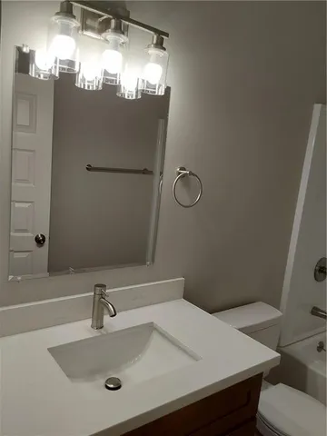 $2,000 | 409 East Prosper Street, Chalmette, LA 70043