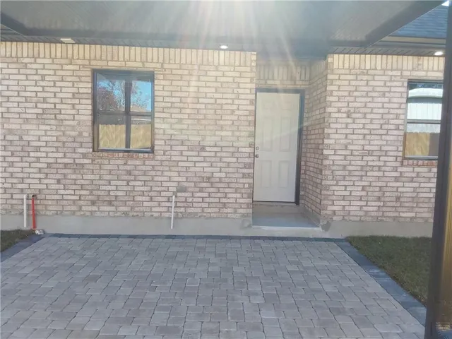 $2,000 | 409 East Prosper Street, Chalmette, LA 70043