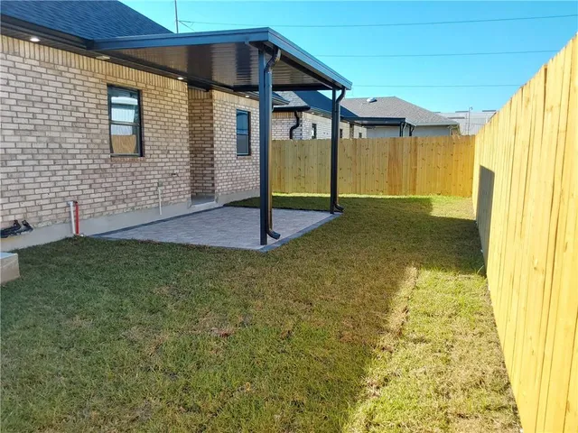 $2,000 | 409 East Prosper Street, Chalmette, LA 70043