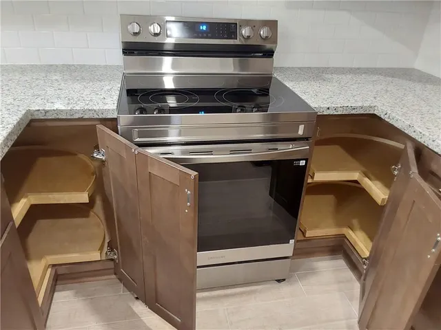 $2,000 | 409 East Prosper Street, Chalmette, LA 70043