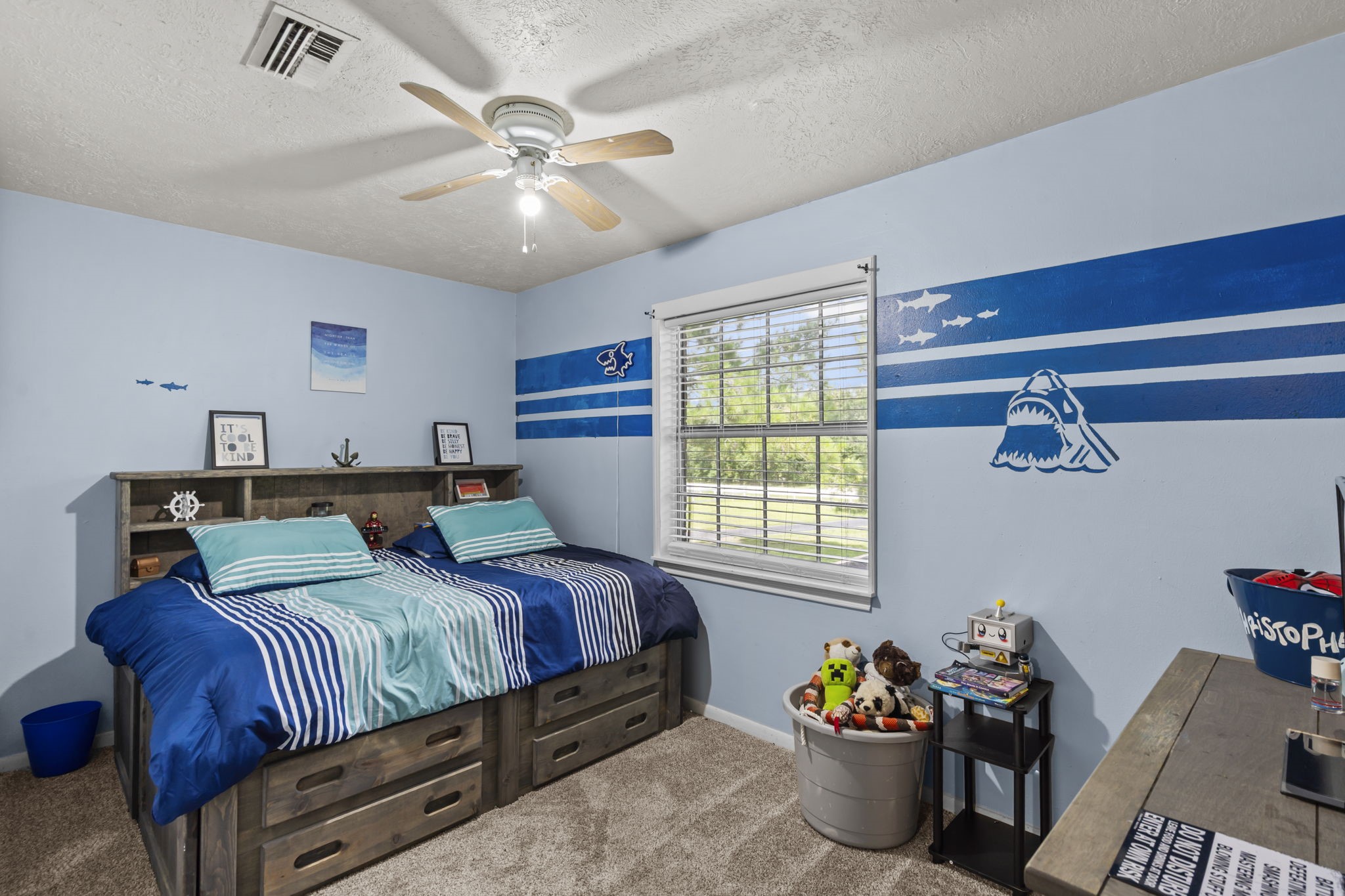 7009 Avenue R Santa Fe, TX 77510 - Photo 27 of 48 And another secondary bedroom!