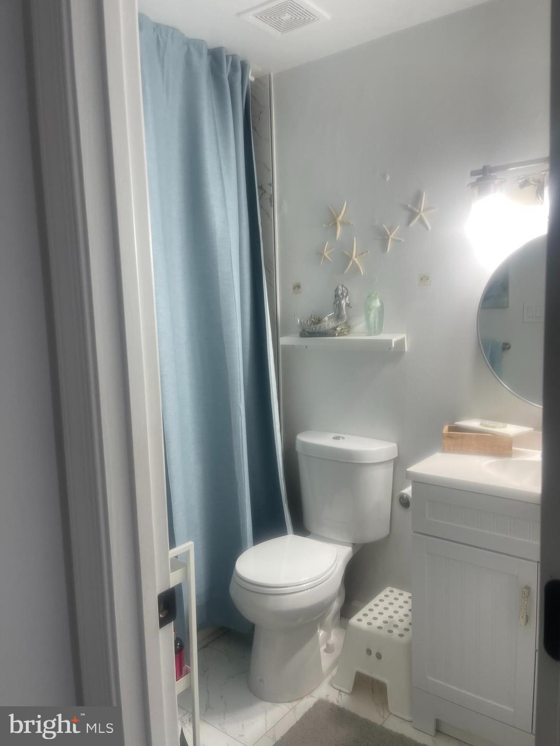 24 Wilcox Court Silver Spring, MD 20906 - Photo 10 of 35 Full bath 2nd level