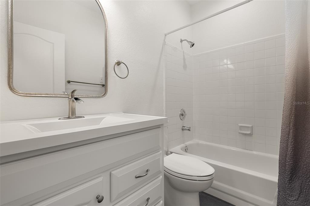 910 Normandy Trace Road Tampa, FL 33602 - Photo 16 of 26
