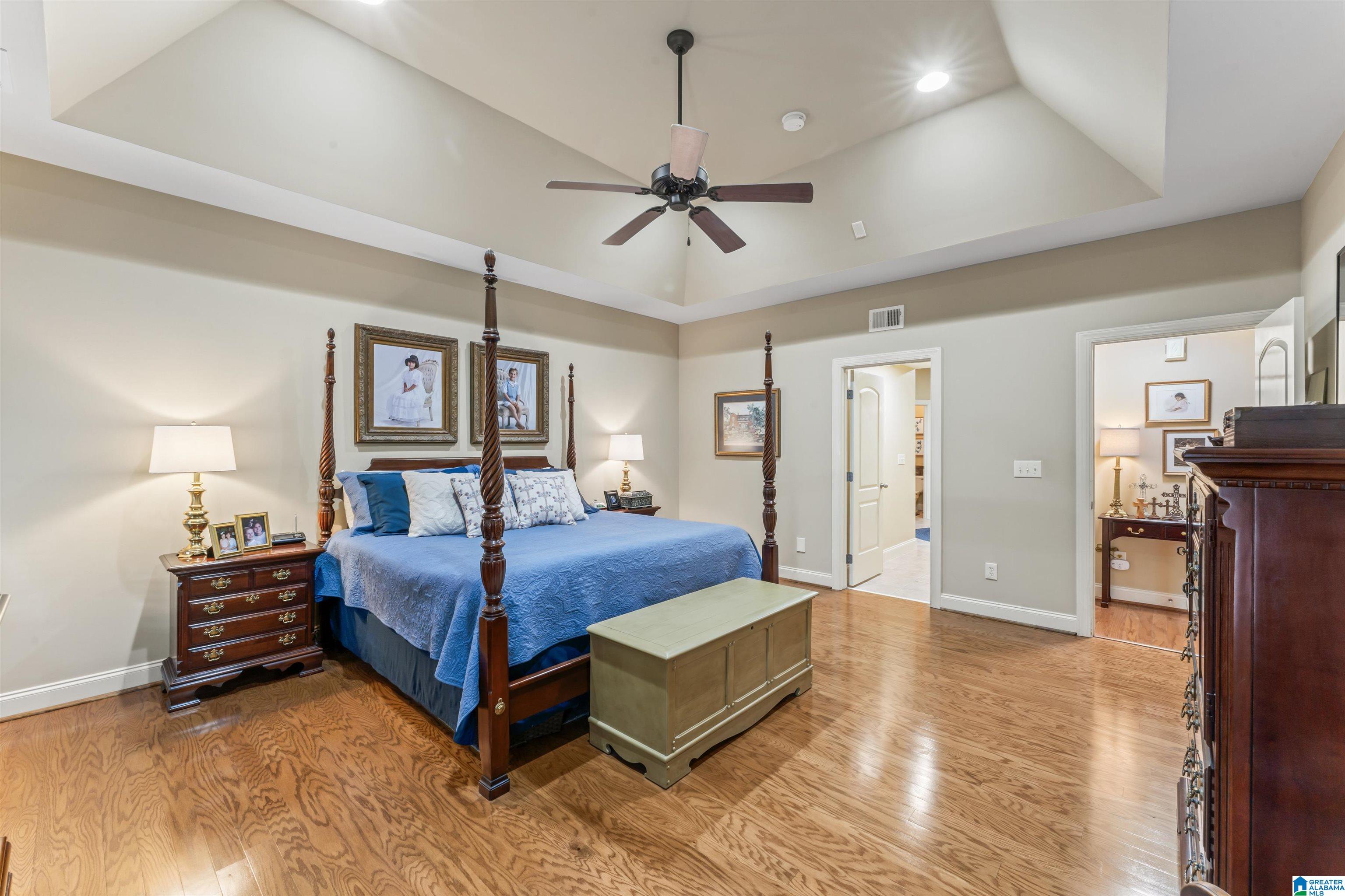 2608 Arbor Way Hoover, AL 35244 - Photo 7 of 58