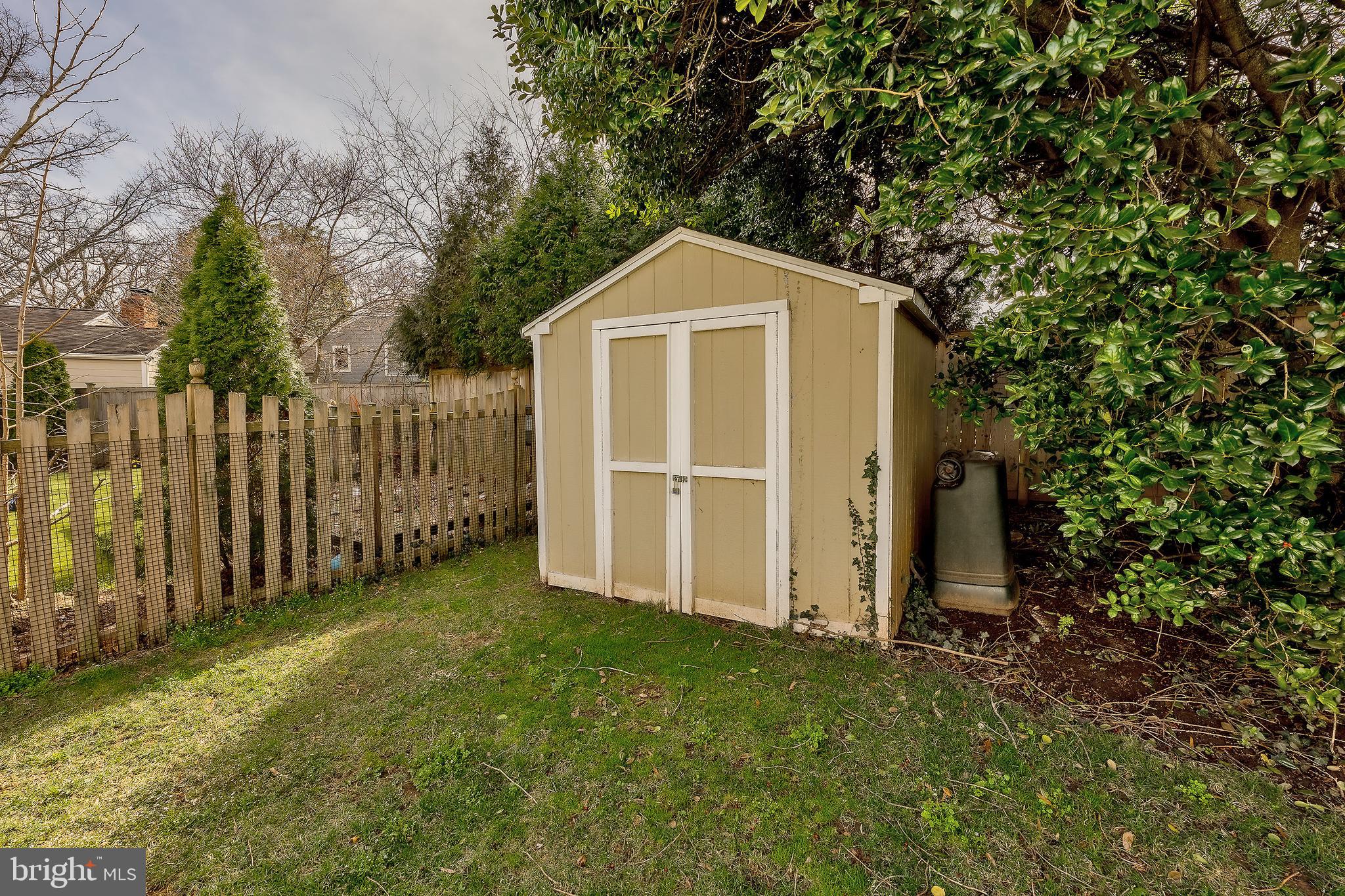 6504 Stratford Road Chevy Chase, MD 20815 - Photo 51 of 54