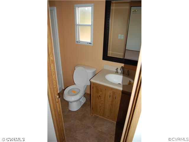11051 Genito Road Amelia Court House, VA 23002 - Photo 10 of 12 Master Bath
