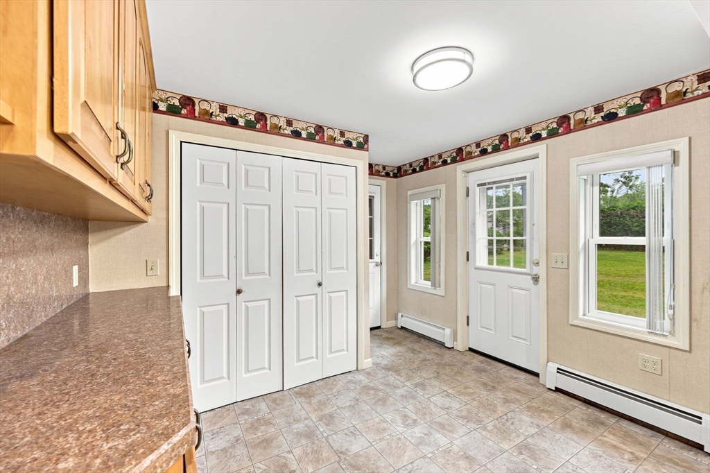 774 Shaker Road Longmeadow, MA 01106 - Photo 3 of 29