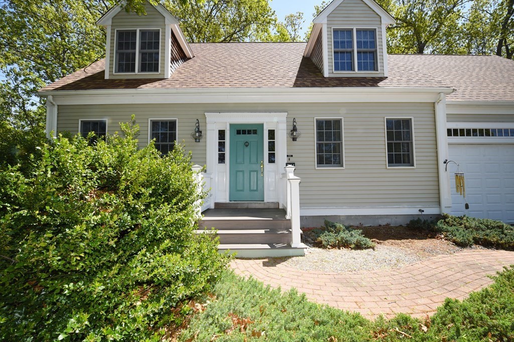 261 Gannett Road Scituate, MA 02066 - Photo 1 of 42 Gallery Image 1