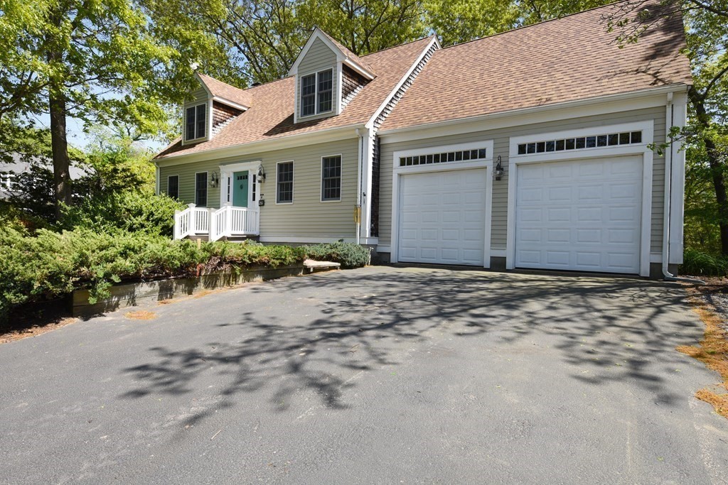 261 Gannett Road Scituate, MA 02066 - Photo 2 of 42 Gallery Image 2