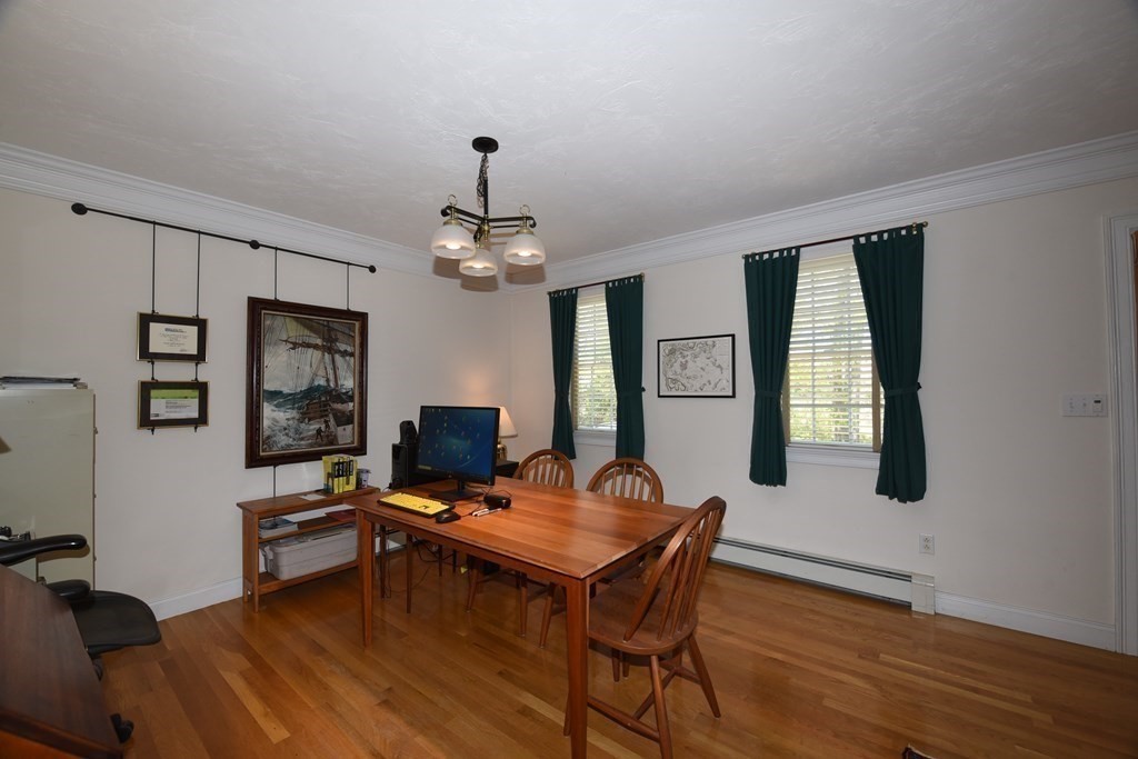 261 Gannett Road Scituate, MA 02066 - Photo 6 of 42 Gallery Image 6