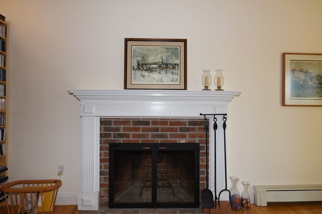 261 Gannett Road Scituate, MA 02066 - Photo 9 of 42 Gallery Image 9