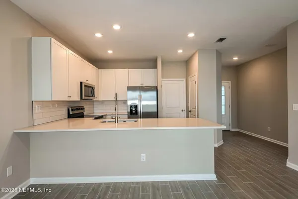 $2,456 | 10654 Towns Way, Unit SANIBEL, Jacksonville, FL 32258