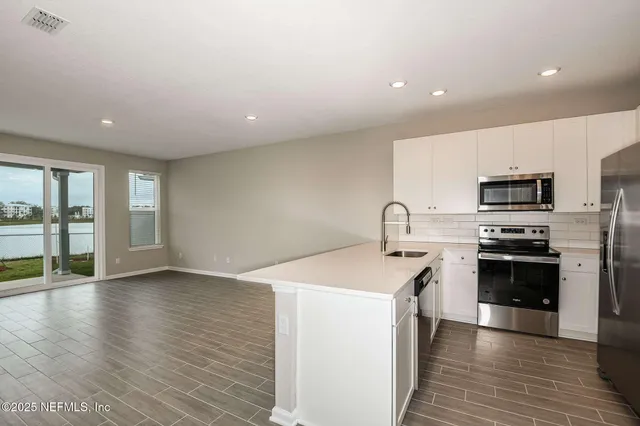 $2,355 | 10654 Towns Way, Unit SANIBEL, Jacksonville, FL 32258