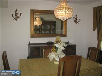 1519 Bridgeboro Road Beverly, NJ 08010 - Photo 3 of 11