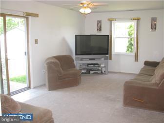 1519 Bridgeboro Road Beverly, NJ 08010 - Photo 6 of 11