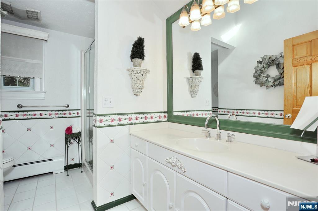 20 Spring Valley Road Montvale, NJ 07645 - Photo 16 of 33