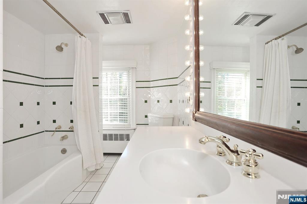 20 Spring Valley Road Montvale, NJ 07645 - Photo 20 of 33
