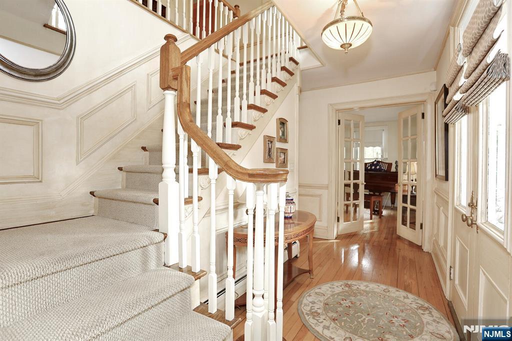 20 Spring Valley Road Montvale, NJ 07645 - Photo 2 of 33