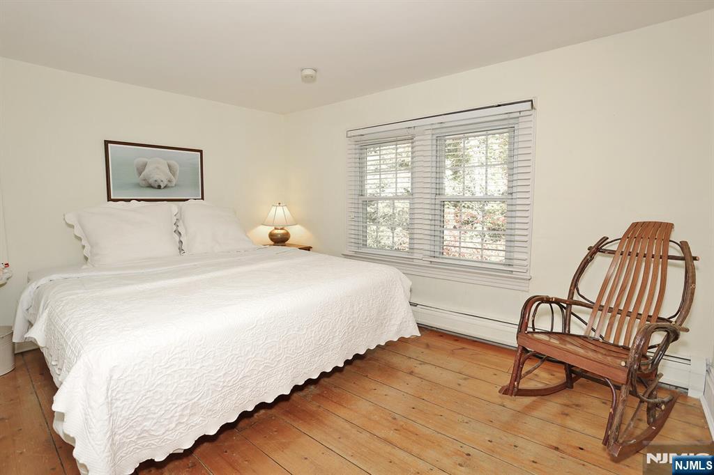 20 Spring Valley Road Montvale, NJ 07645 - Photo 21 of 33