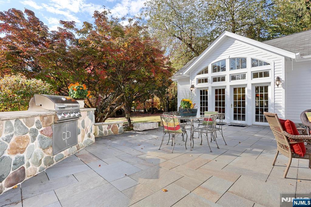 20 Spring Valley Road Montvale, NJ 07645 - Photo 24 of 33